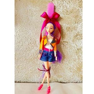 Πασχαλινή λαμπάδα Roumi -POP Demon Hunters αρωματική δίχρωμη ροζ μοβ με κούκλα